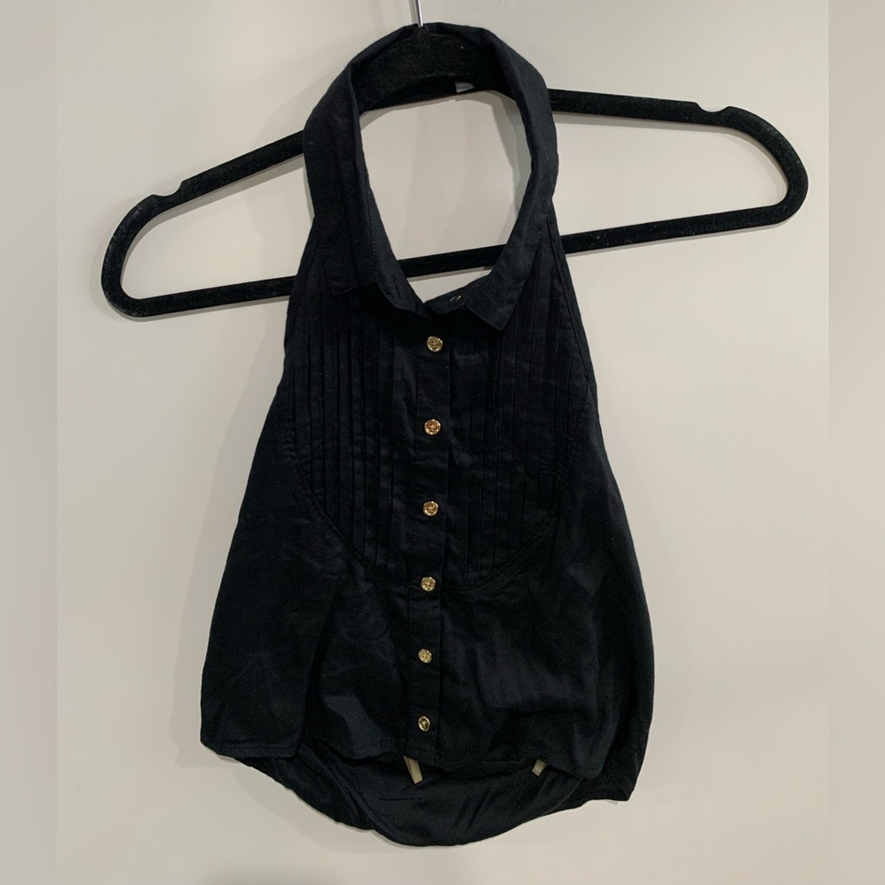 Stylish Black Halter woman’s crop top new WOTags